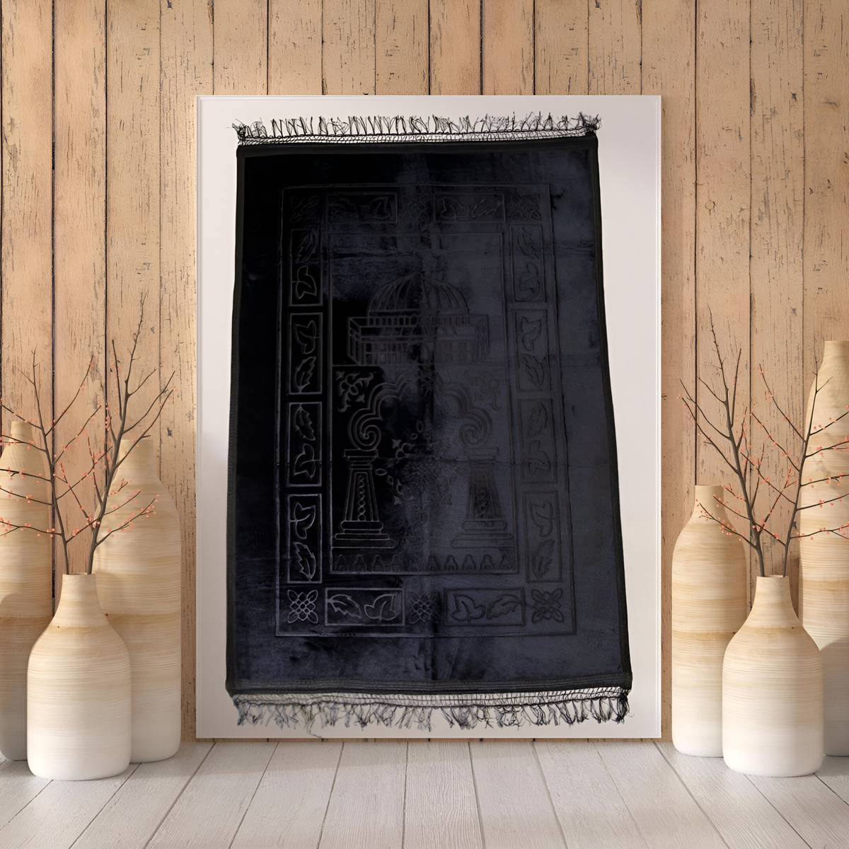 Black Muslim prayer rug – durable and eco-friendly for daily salah